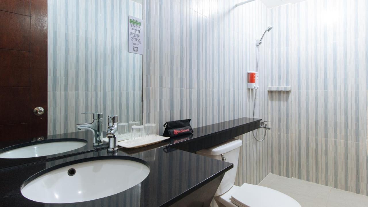 Reddoorz Plus @ Melsol Metro Vigan Zewnętrze zdjęcie